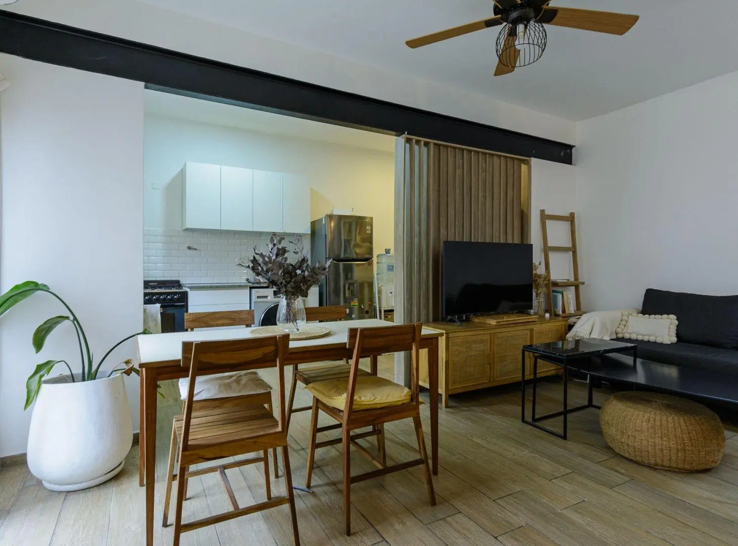 VENTA PH 2 AMB REMODELADO CON PATIO - MARTÍNEZ 2