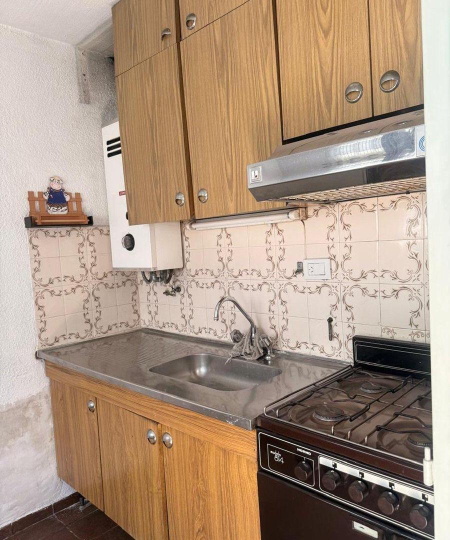 Foto de Venta PH 2 amb. c/ patio Lanús APTO CRÉDITO, imagen 5