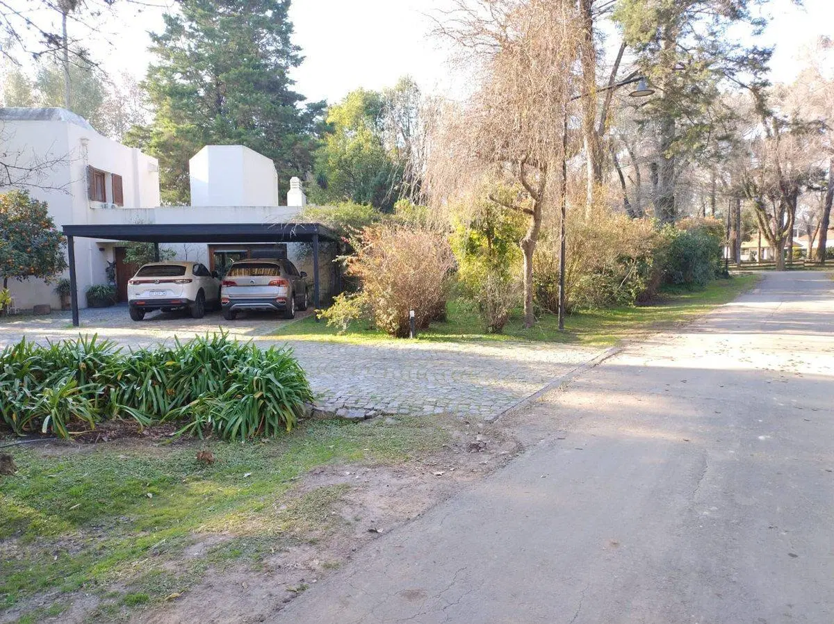 VENTA LINDISIMA CASA HIGHLAND PARK 4