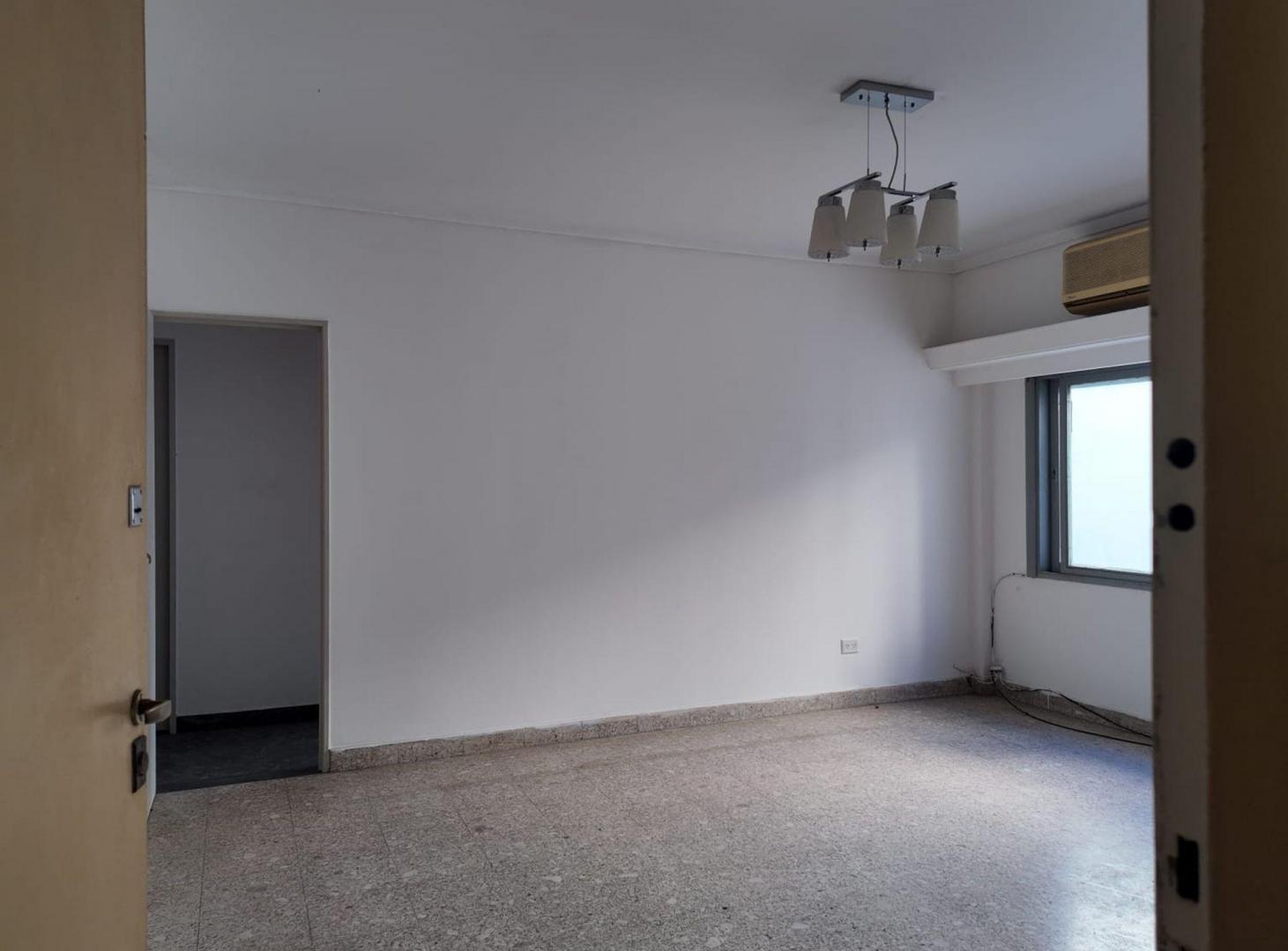 Foto de VENTA DEPTO 3 AMBIENTES POR ESCALERA - RAMOS MEJIA, imagen 2