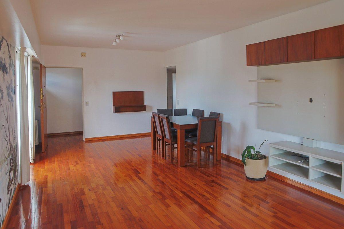 Foto de Venta departamento 4 amb. con cochera en Belgrano., imagen 2