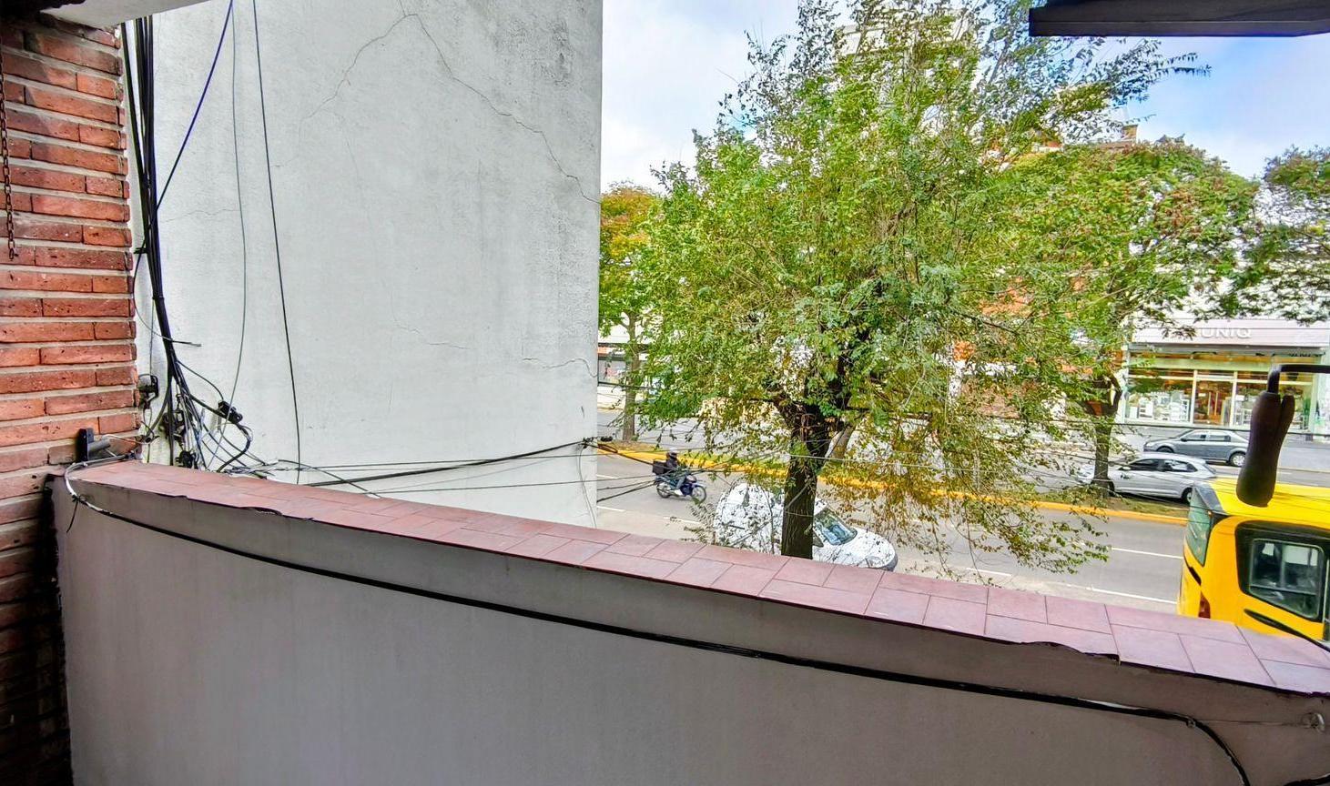 Foto de VENTA DEPTO. 2 AMBIENTES BALCON FRENTE OLIVOS, imagen 5