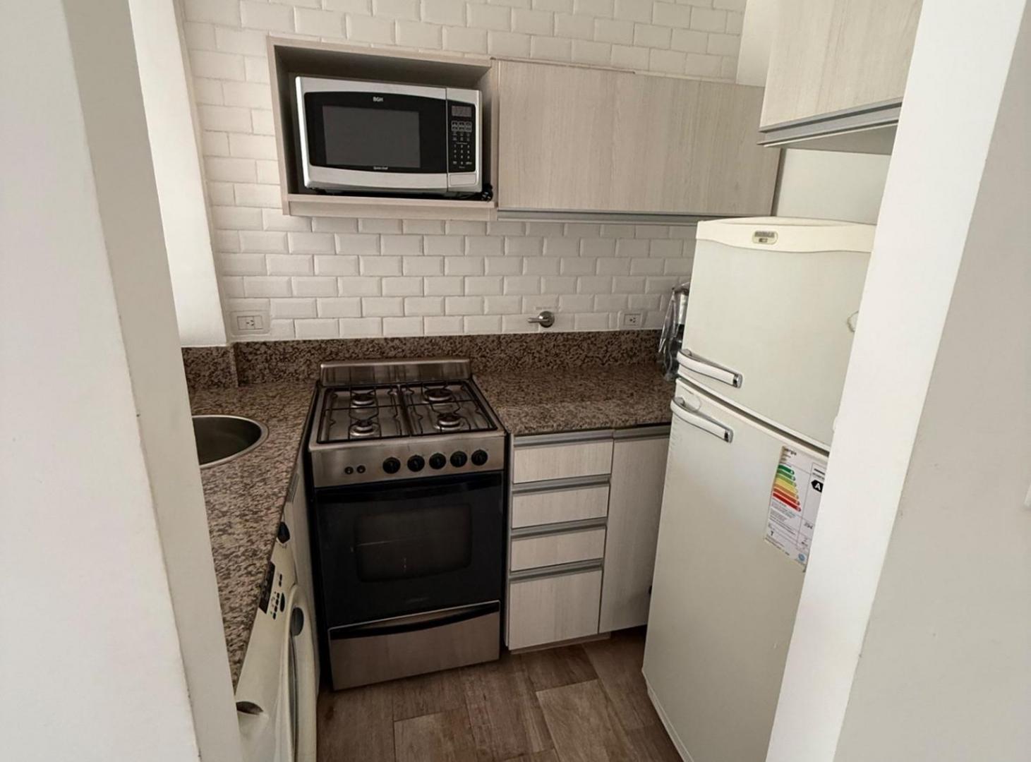 Foto de MONOAMBIENTE CON BALCÓN | APTO PROFESIONAL, imagen 2