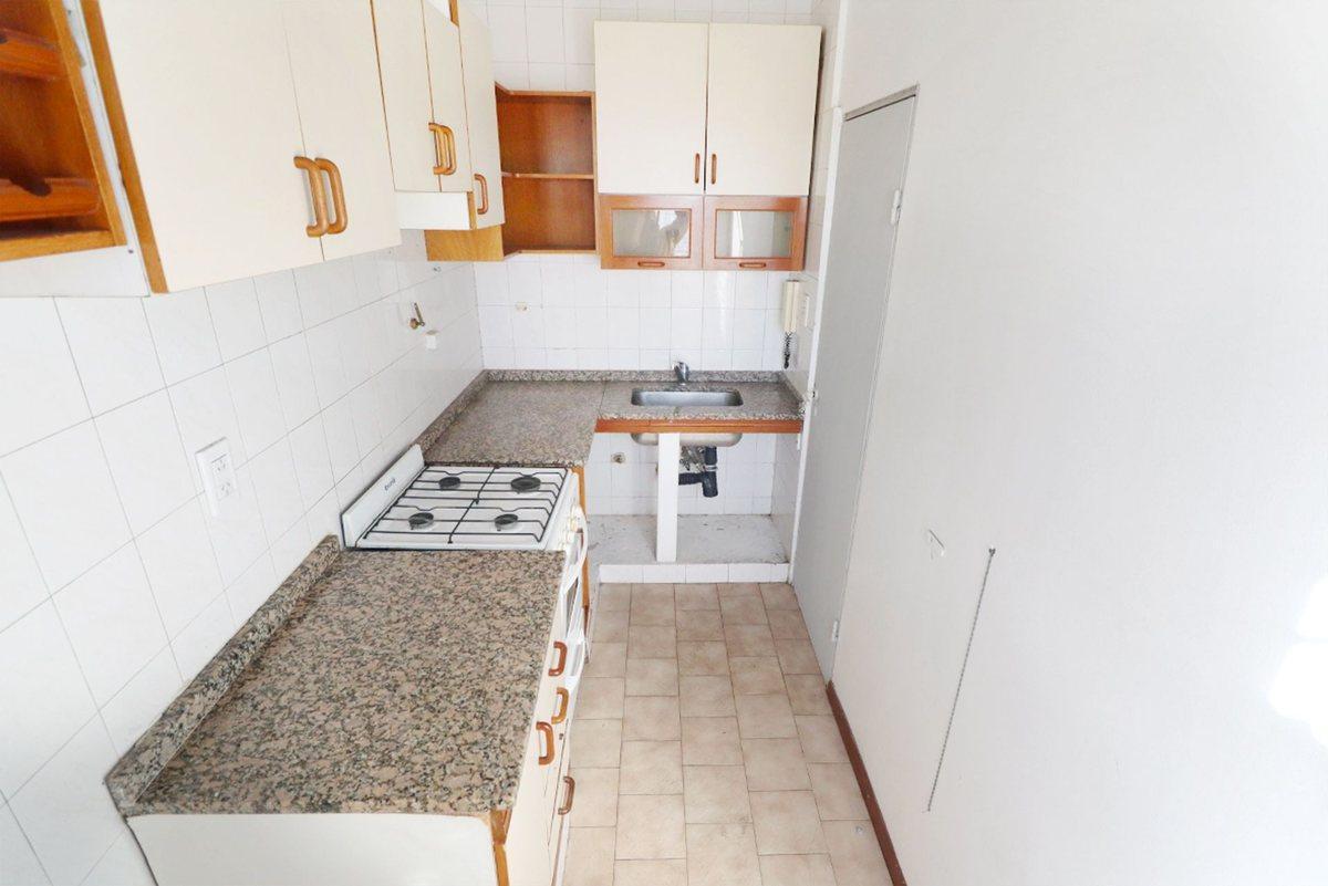 Foto de Venta departamento 3 ambientes Boedo luminoso, imagen 3
