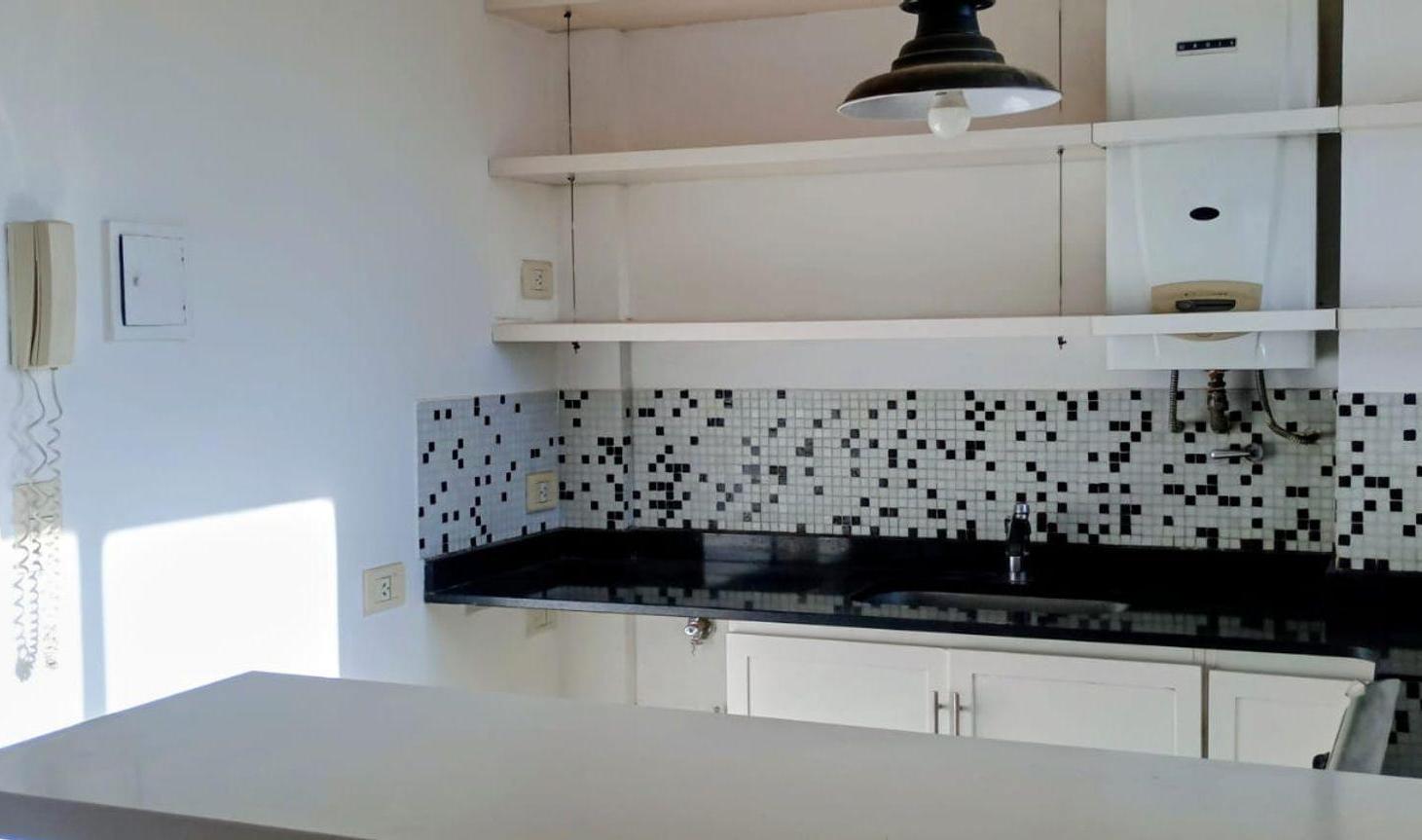 Foto de DEPARTAMENTO EN ALQUILER, imagen 2