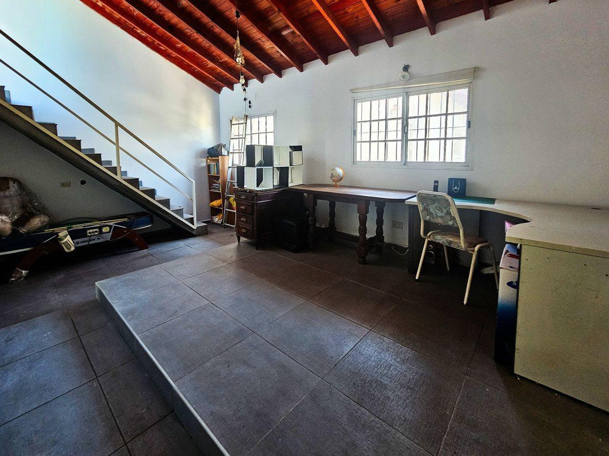 Foto de VENTA GRAN CASA 330 m2, lo mejor de José L.Suarez, imagen 5