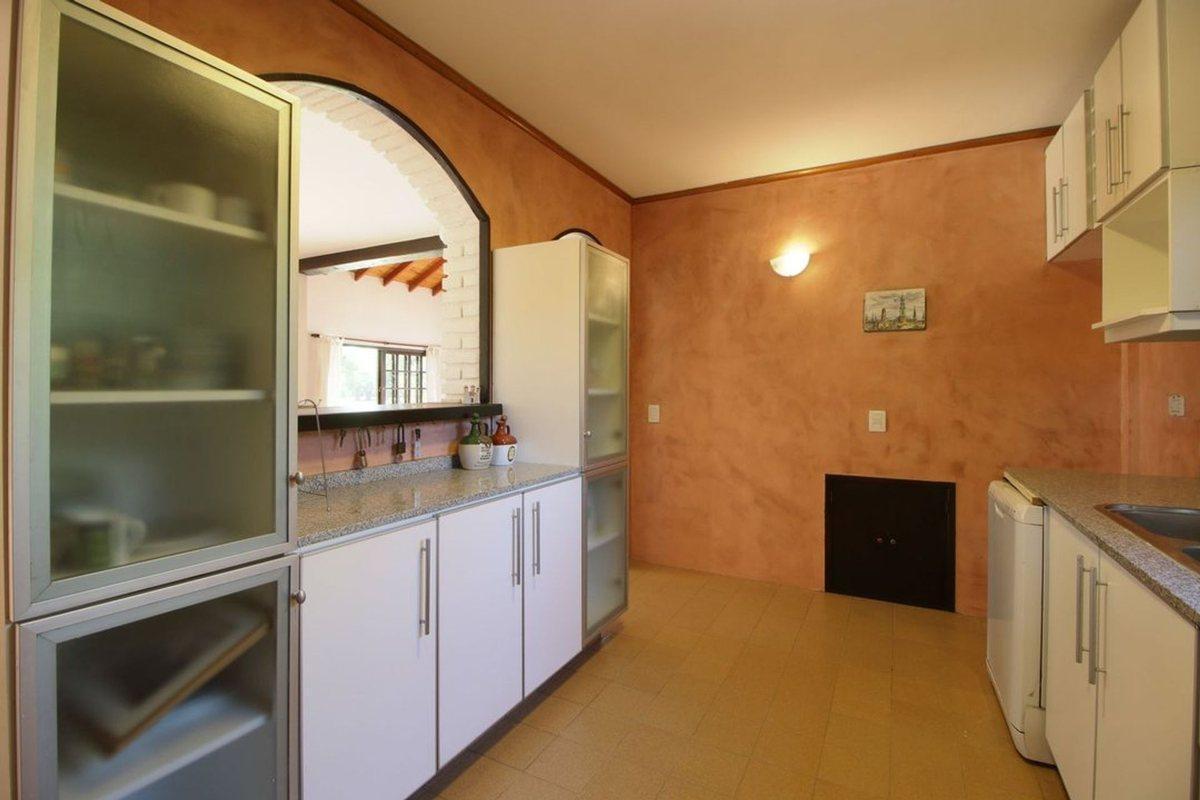 Foto de OPORTUNIDAD !Casa 220 mts al GOLF COUNTRY ARANJUEZ, imagen 5