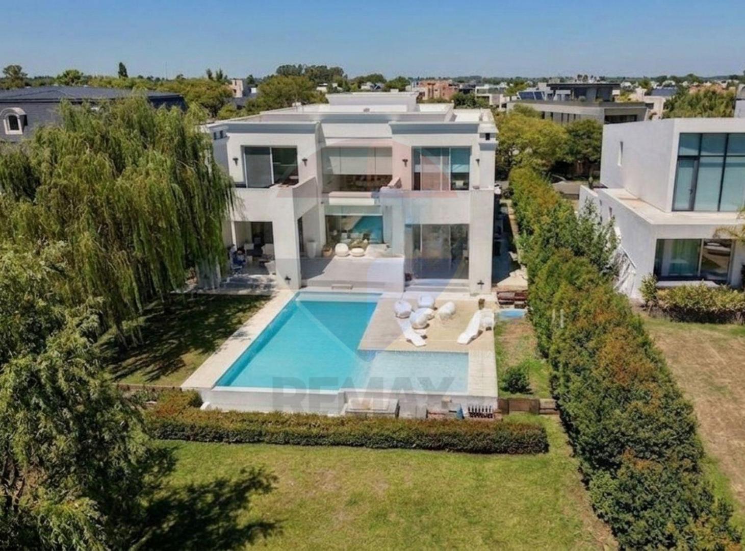 Foto de Casa en Venta 7 Ambientes en Barrio Golf Nordelta, imagen 4