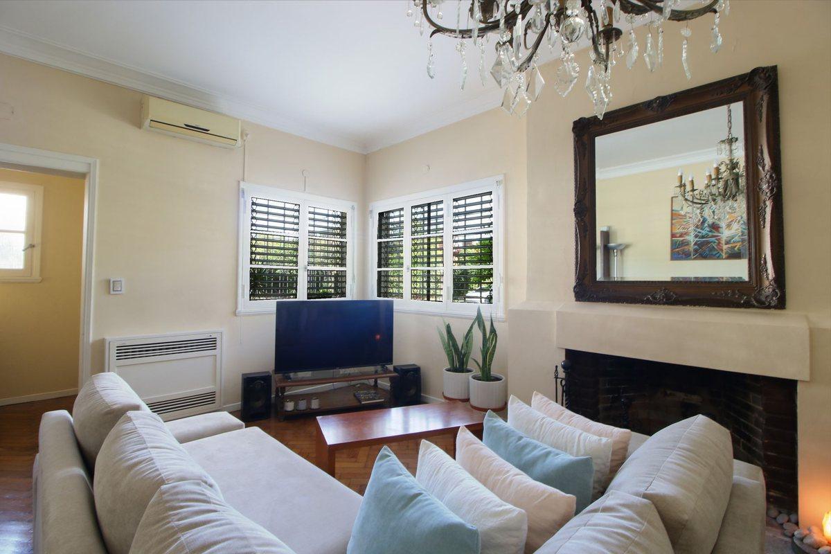 Foto de VENTA CASA 6 AMB LA LUCILA SUITE PB APTO CREDITO, imagen 3