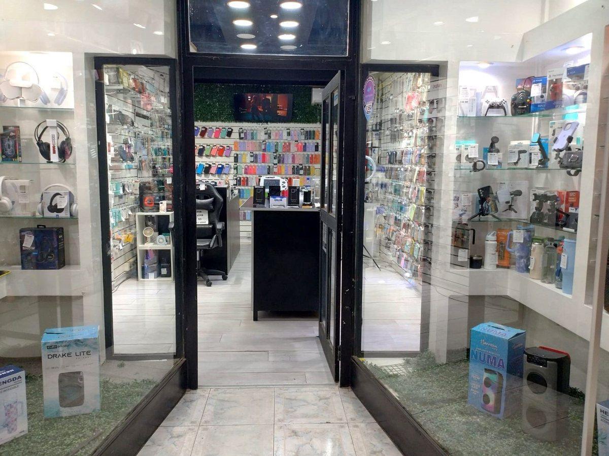 Foto de VENTA LOCAL COMERCIAL-2 PISOS-OPORTUNIDAD UNICA, imagen 3
