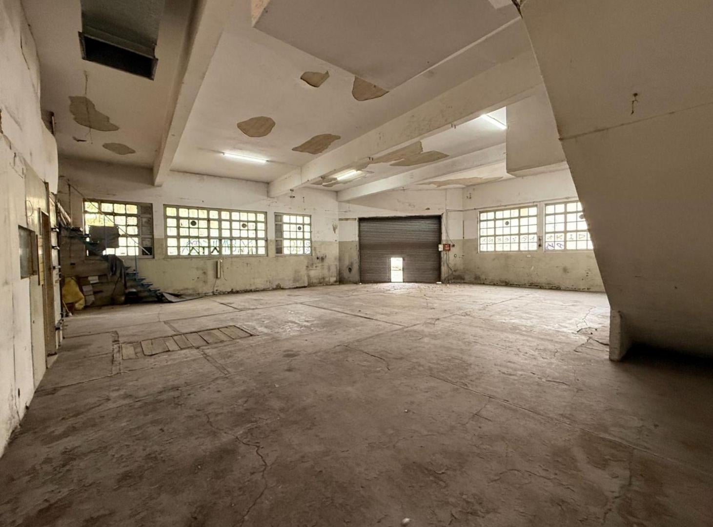 Foto de ALQUILER DEPÓSITO/TALLER 165m² EN ESQUINA- PALERMO, imagen 1