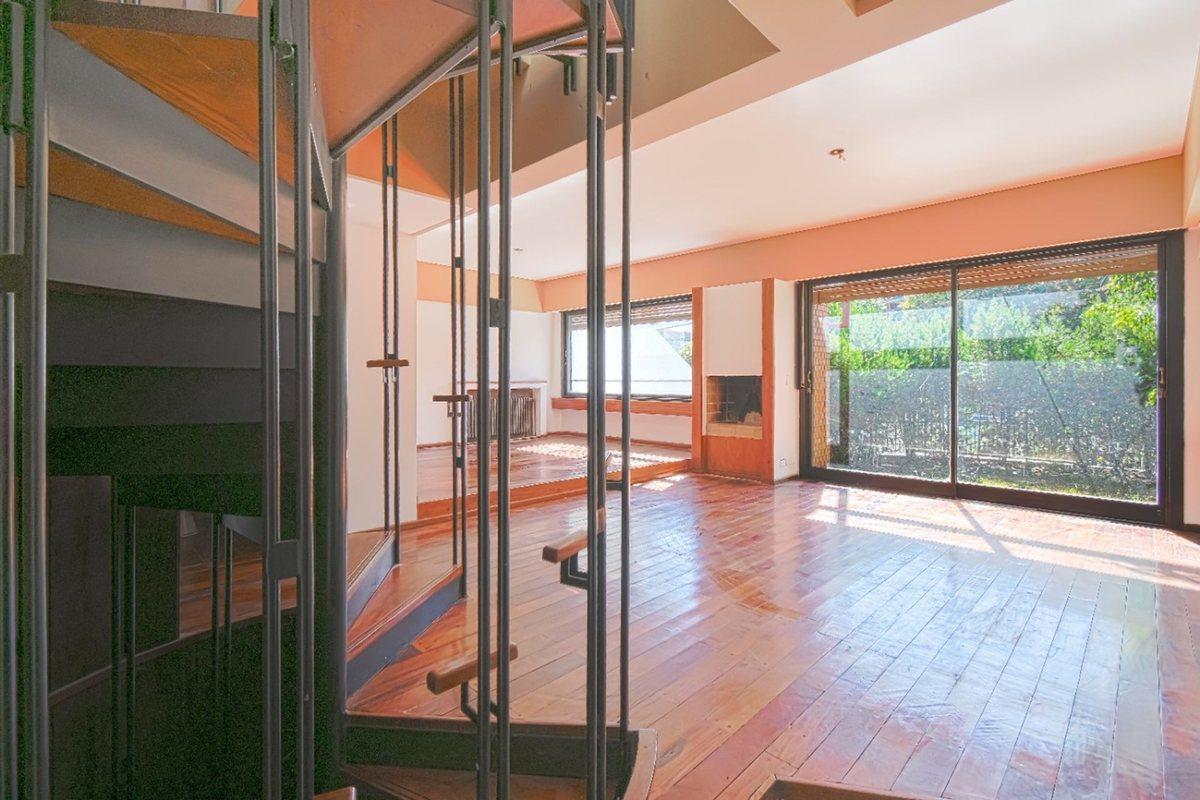 Foto de Venta Casa 4 Amb + dep + cochera en Florida Este, imagen 2