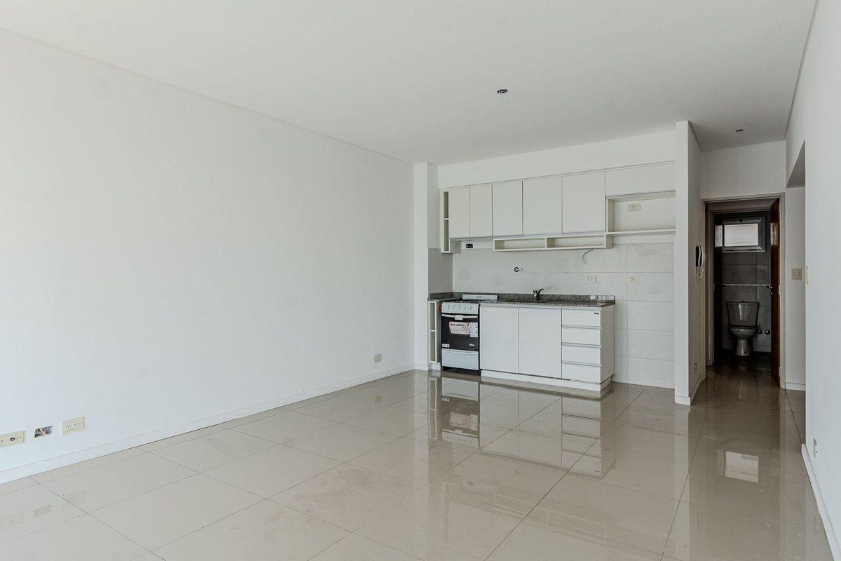 Foto de VENTA 2 AMB COCHERA CTRO V.BALLESTER APTO CRÉDITO, imagen 2