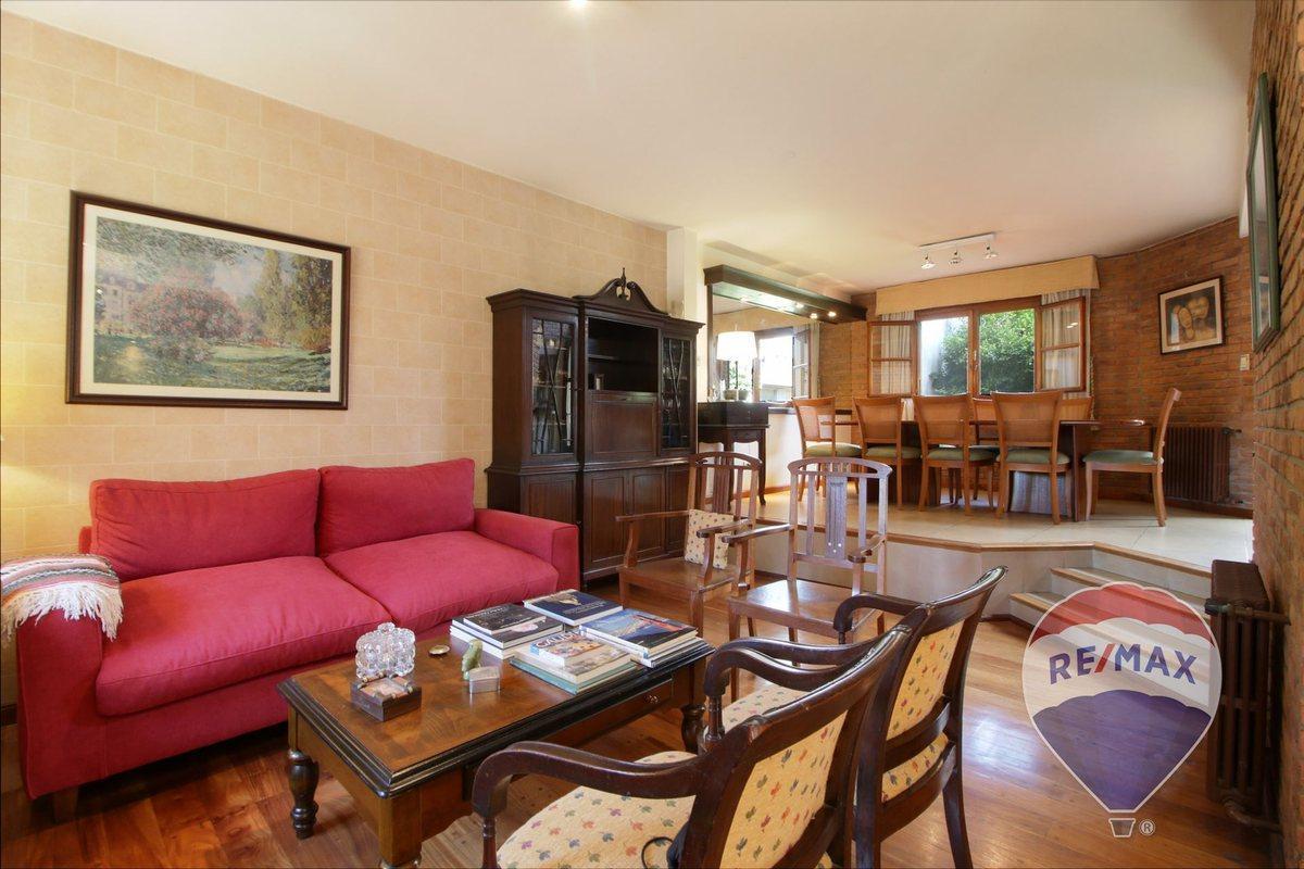 Foto de VENTA CASA OLIVOS 8 AMB JARDIN PILETA QUINCHO PLAY, imagen 3