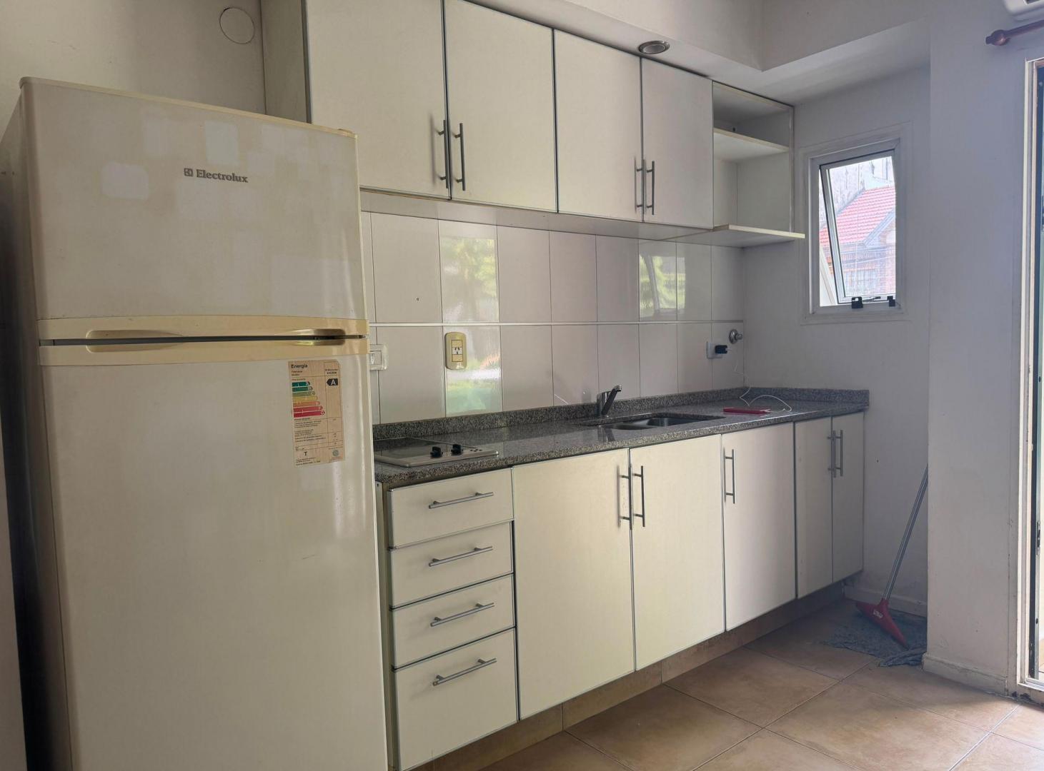 Foto de Alquiler Monoambiente Villa Crespo Balcon Sol Luz, imagen 2