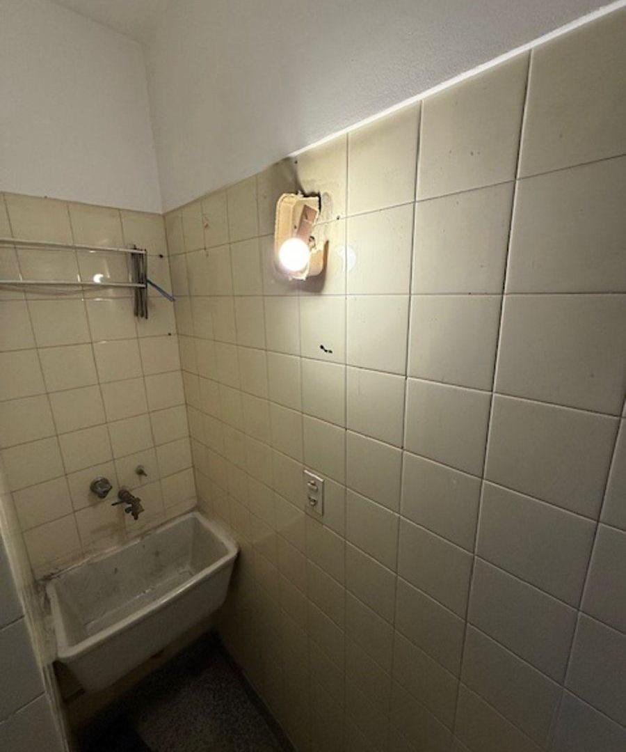 Foto de VENTA DEPARTAMENTO CUIDADELA 3 AMBIENTES C/ BALCON, imagen 2