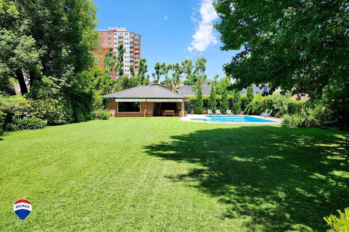 Foto de VENTA CASA LA LUCILA /V. LOPEZ- 1669 MTS DE JARDIN, imagen 4