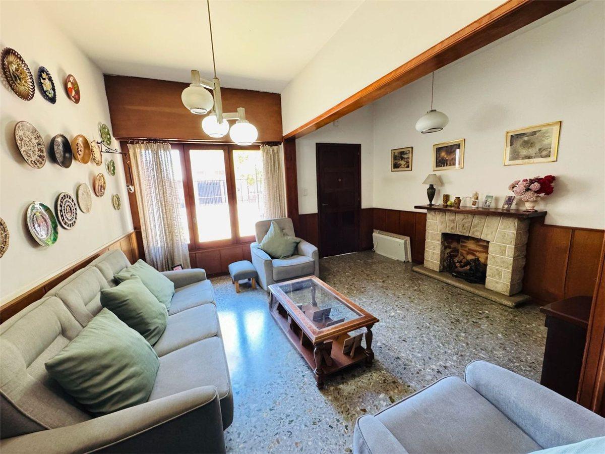 Foto de VENTA PH 4 AMB EN PB COCHERA JARDIN PARRILLA MUNRO, imagen 5