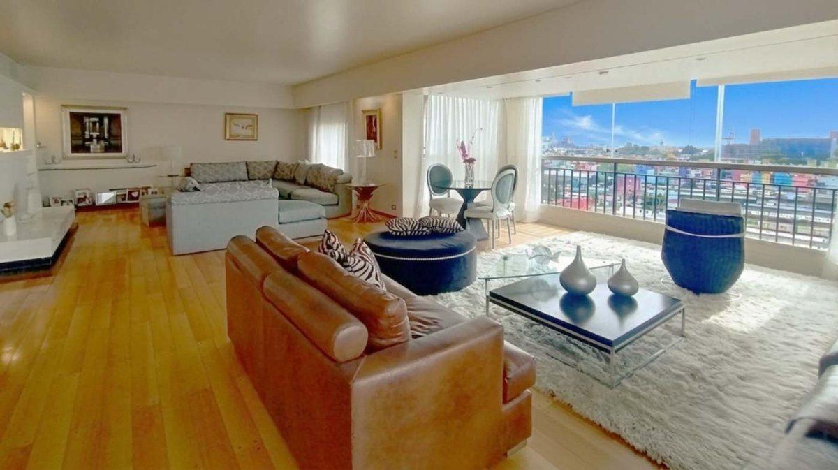 Foto de Venta 5 amb Retiro Torre Cochera doble Amenities, imagen 1
