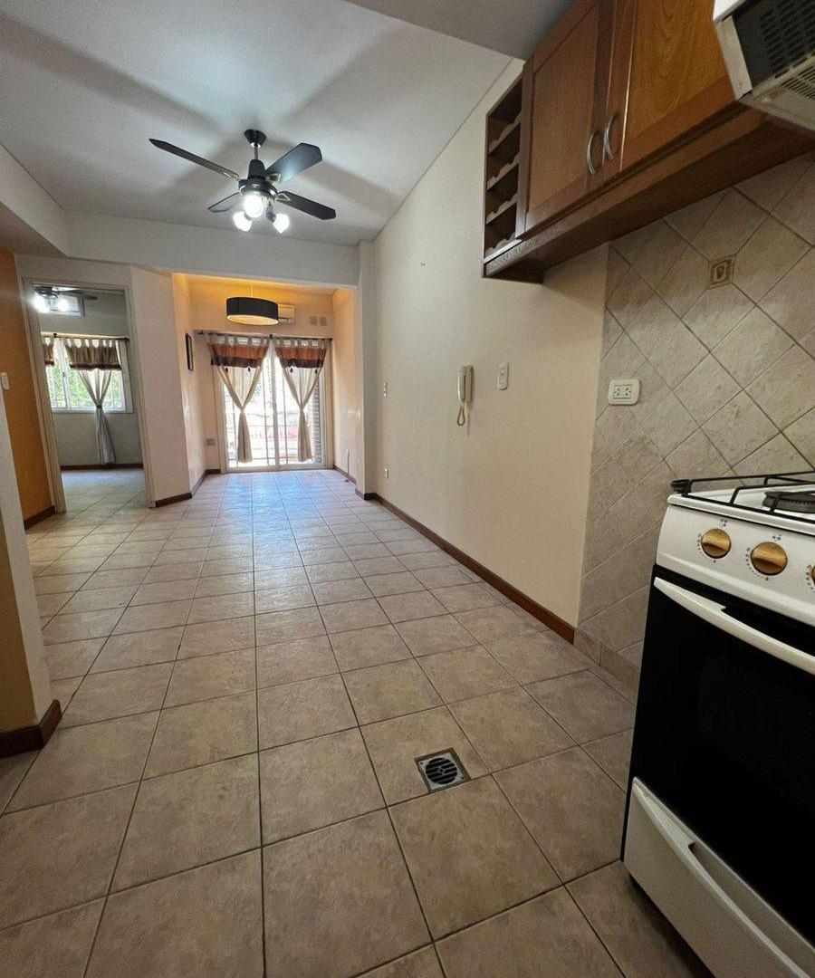 Foto de VENTA DEPTO 2 AMB COCHERA APTO CREDITO, imagen 3
