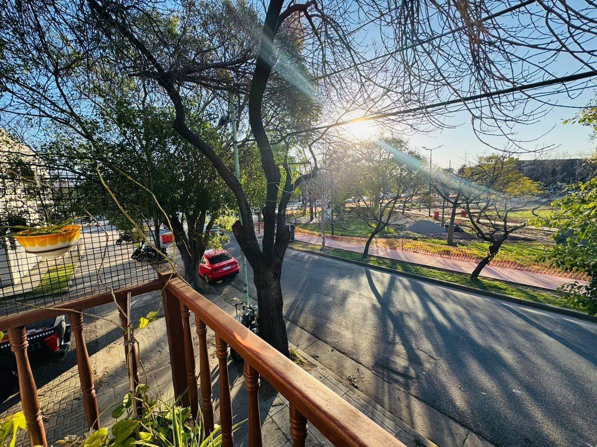 Foto de CASA VENTA 5 AMB PATIO TERRAZA COCHERA SAAVEDRA, imagen 5