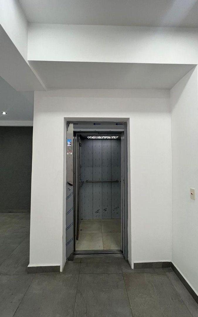 Foto de Venta Amplio Monoambiente con cochera en Saavedra, imagen 4