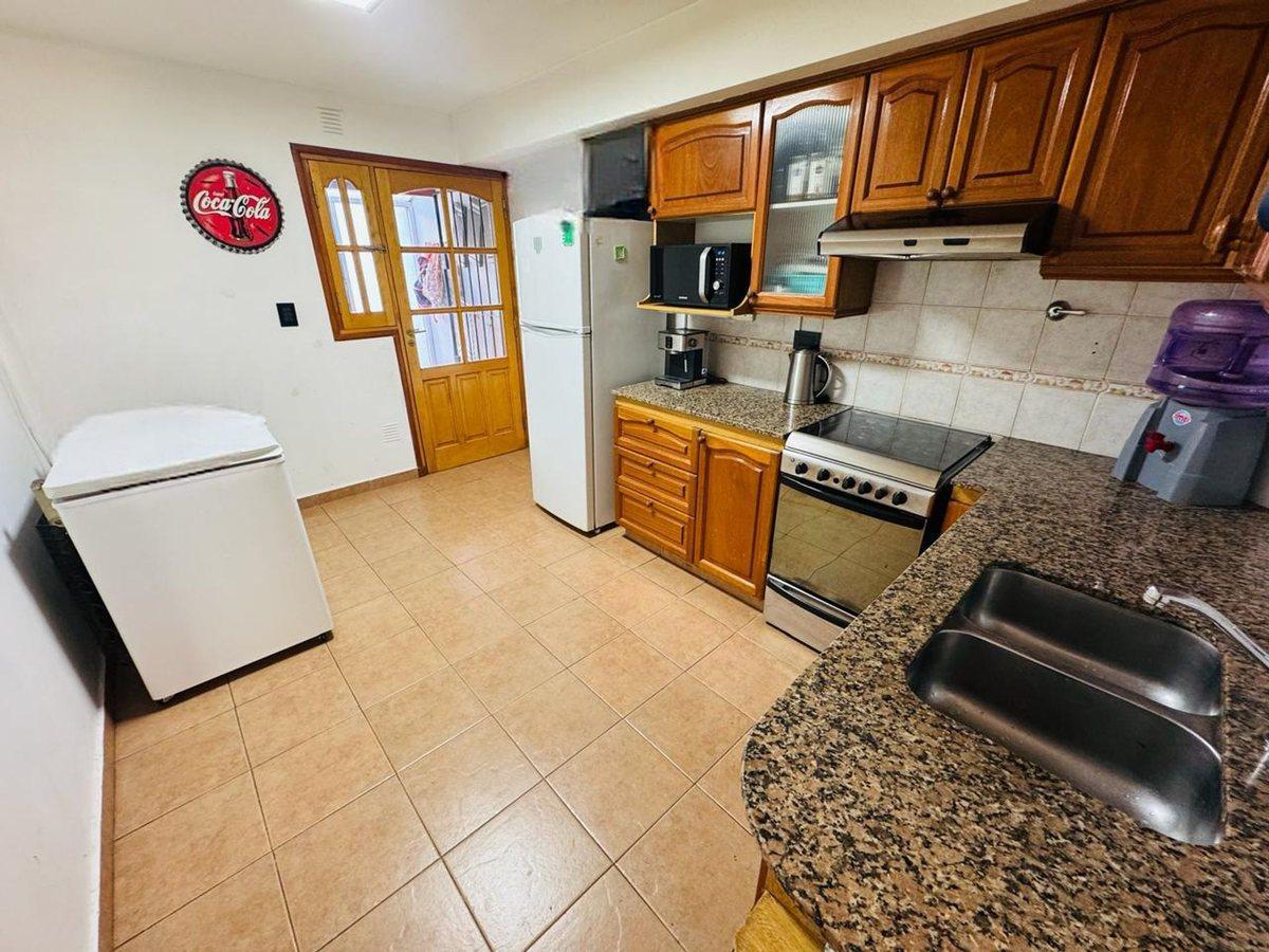 Foto de VENTA PH DUPLEX 3 AMB PATIO LAVADERO VILLA URQUIZA, imagen 3