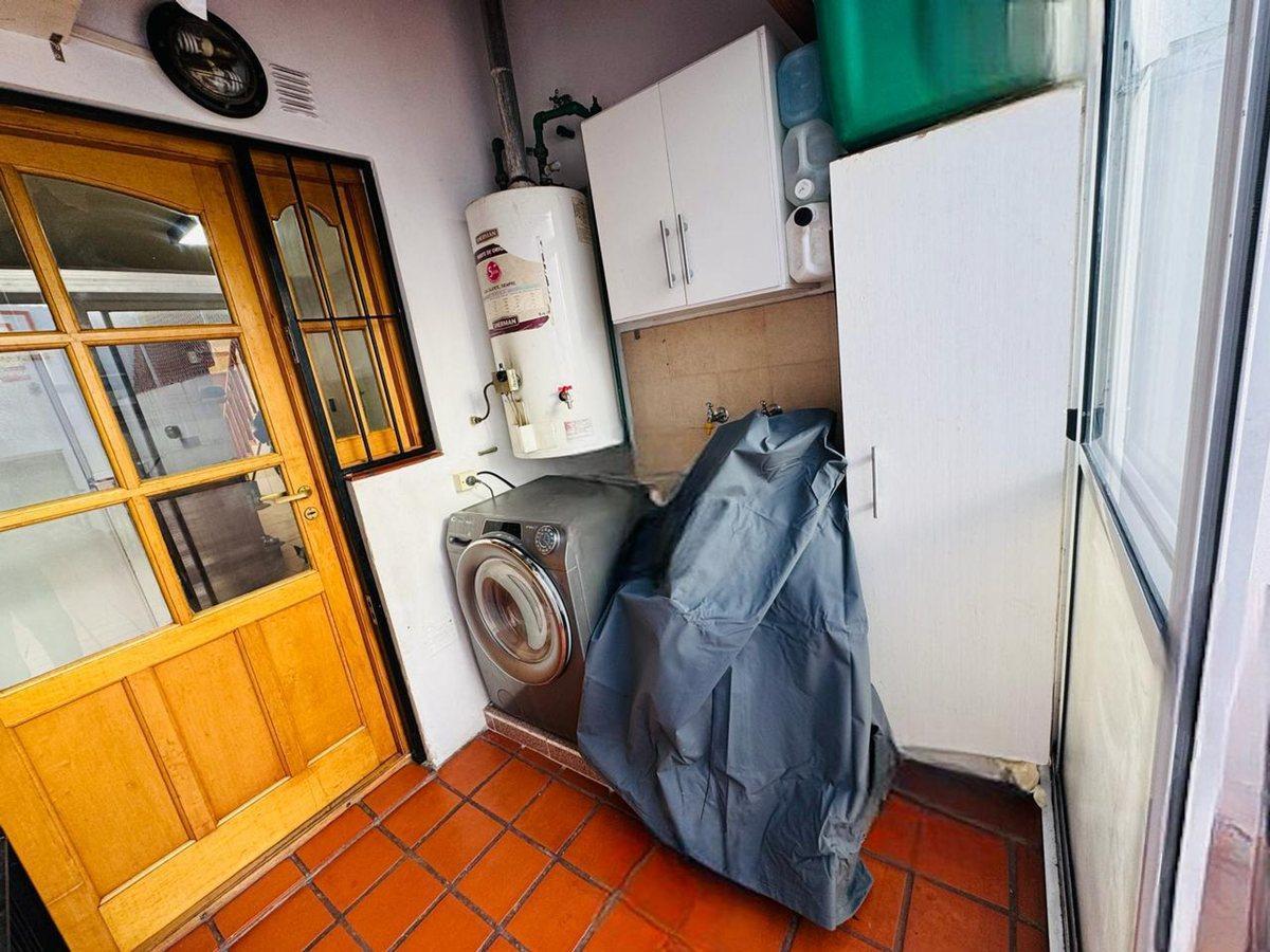 Foto de VENTA PH DUPLEX 3 AMB PATIO LAVADERO VILLA URQUIZA, imagen 4
