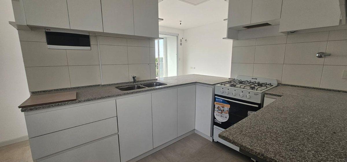 Foto de VENTA DPTO 3 AMB C/PARRILLA VILLA BALLESTER, imagen 2