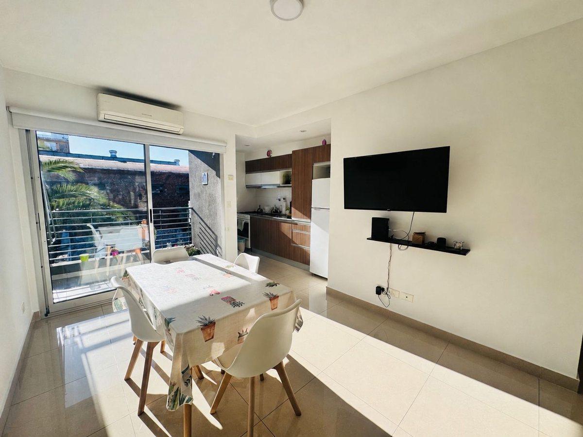 Foto de VENTA DEPTO MONO DIVIDIDO A 2 AMB BALCON AGRONOMÍA, imagen 2