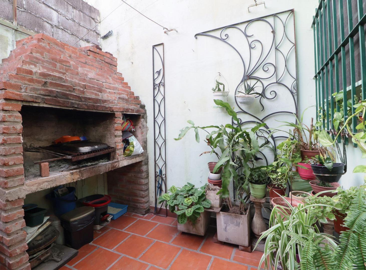Foto de VENTA OLIVOS GOLF PH TIPO CASA 4 AMB COCHERA PATIO, imagen 2