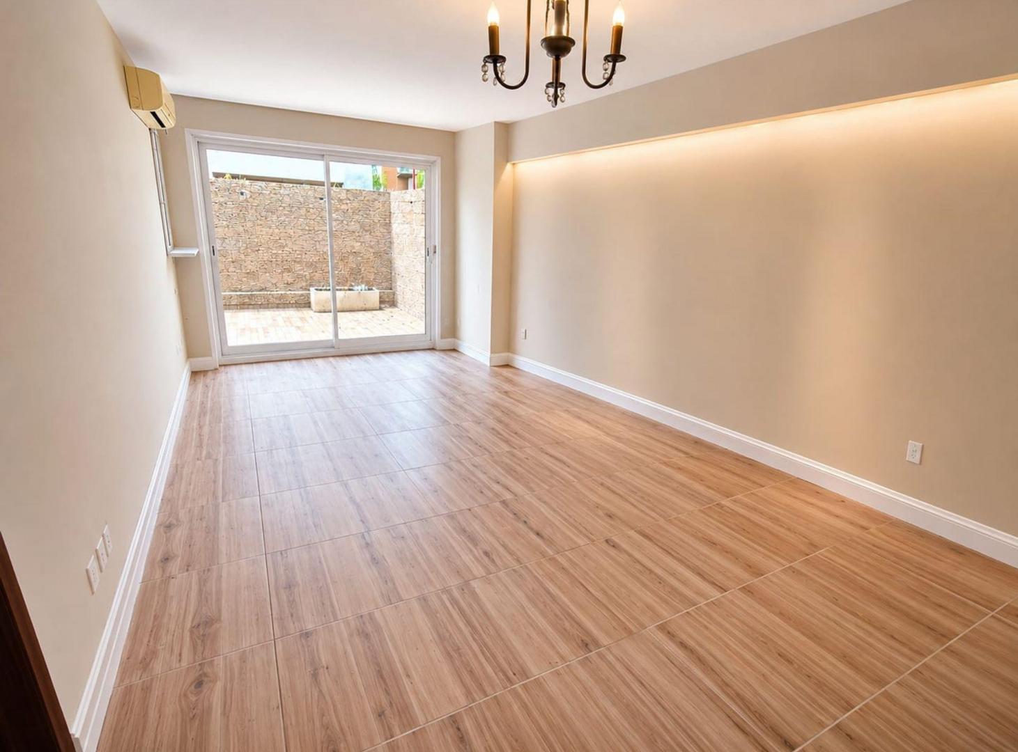 Foto de VENTA DEPARTAMENTO 4 AMB, MORON C/BALCON Y COCHERA, imagen 3