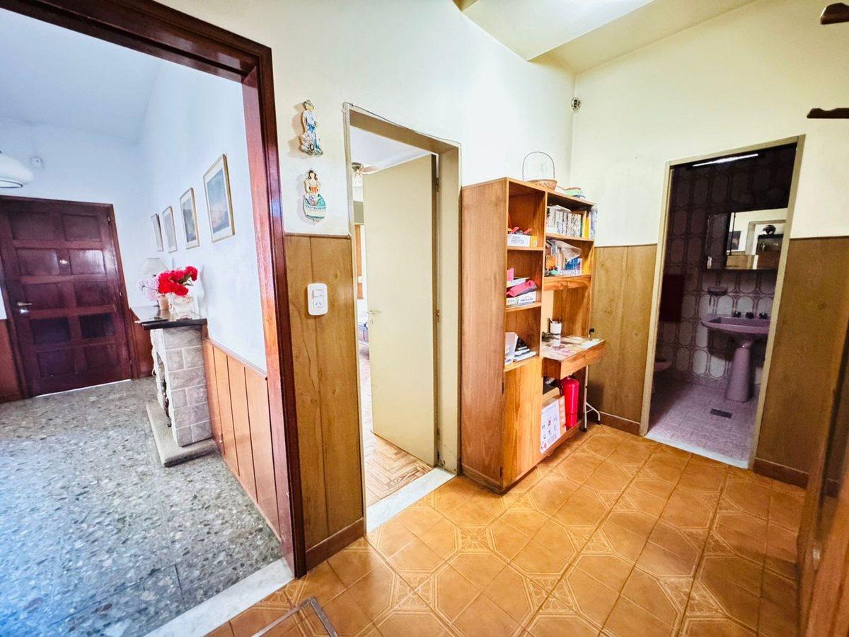 Foto de VENTA PH 4 AMB EN PB COCHERA JARDIN PARRILLA MUNRO, imagen 2