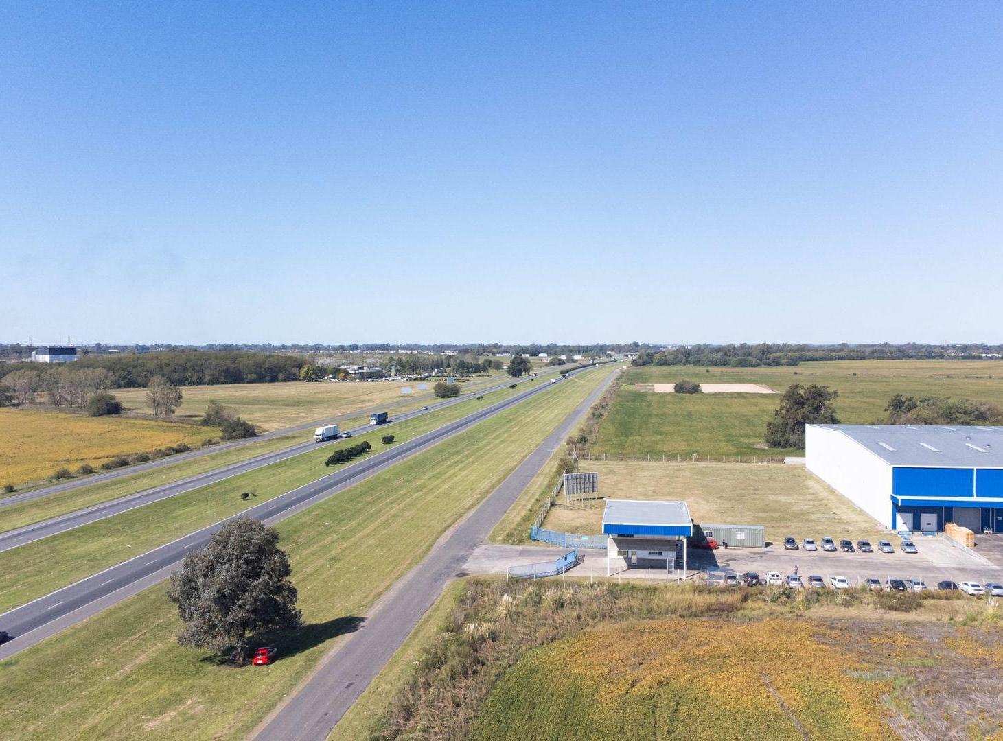Foto de ALQUILER NAVE INDUSTRIAL DE 3500M2 - ZARATE, imagen 5