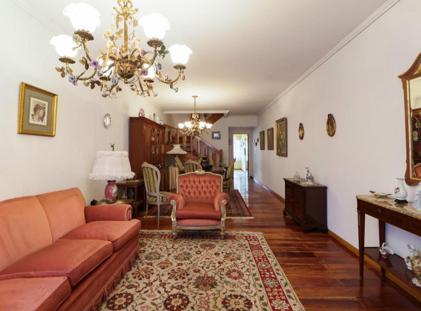 Foto de VENTA OLIVOS TRIPLEX 5 AMB 2 BAÑOS JARDIN PARRILLA, imagen 2