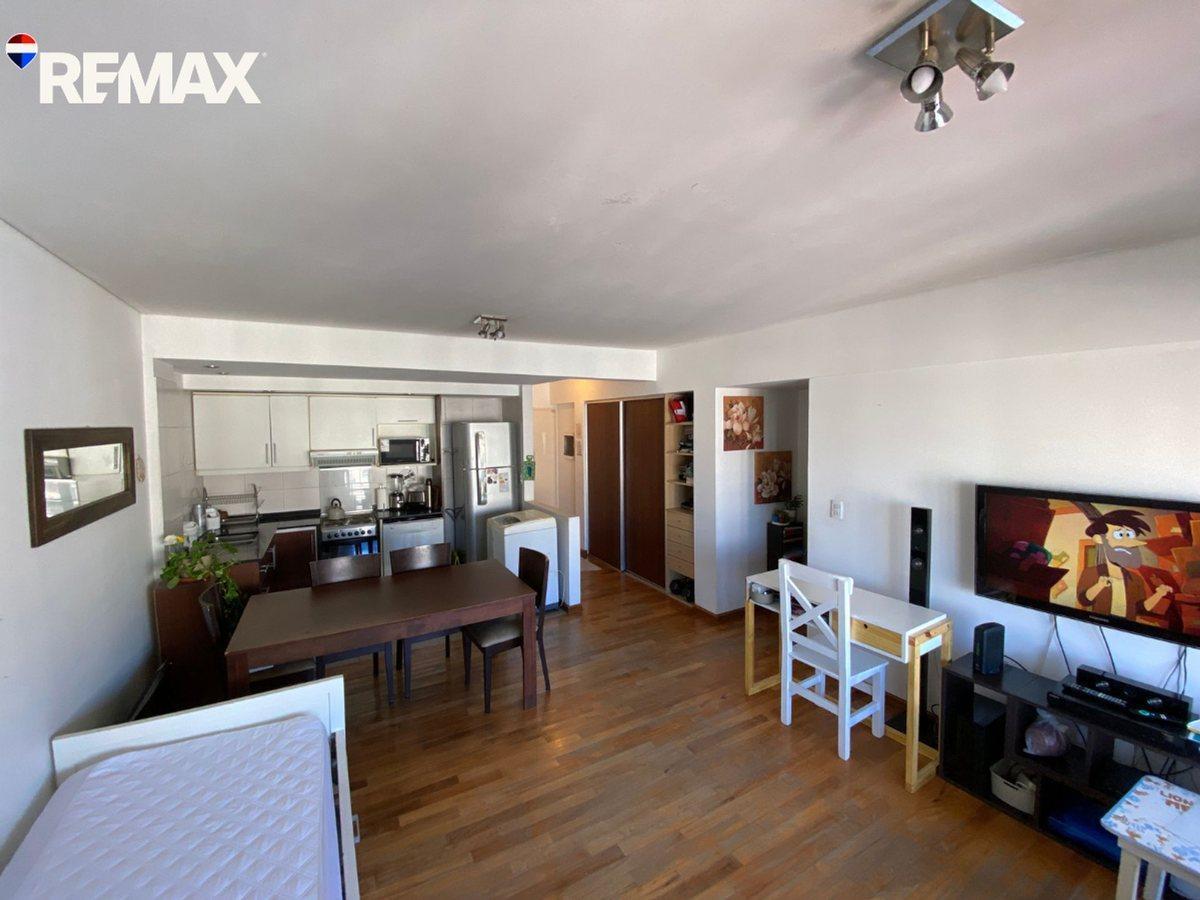 Foto de Venta Depto 2 ambientes c/ Balcón Parque Chacabuco, imagen 4