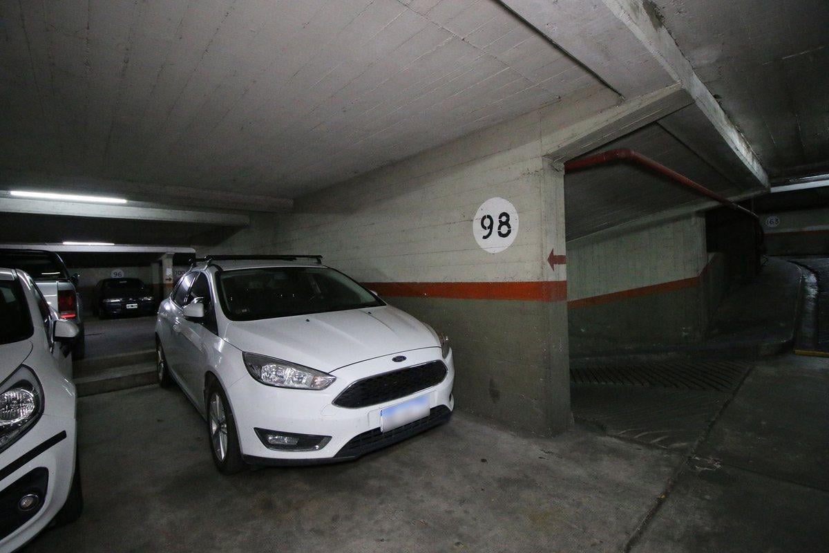 Foto de VENTA COCHERA PB BELGRANO CERCA SUBTE SEGURIDAD, imagen 1