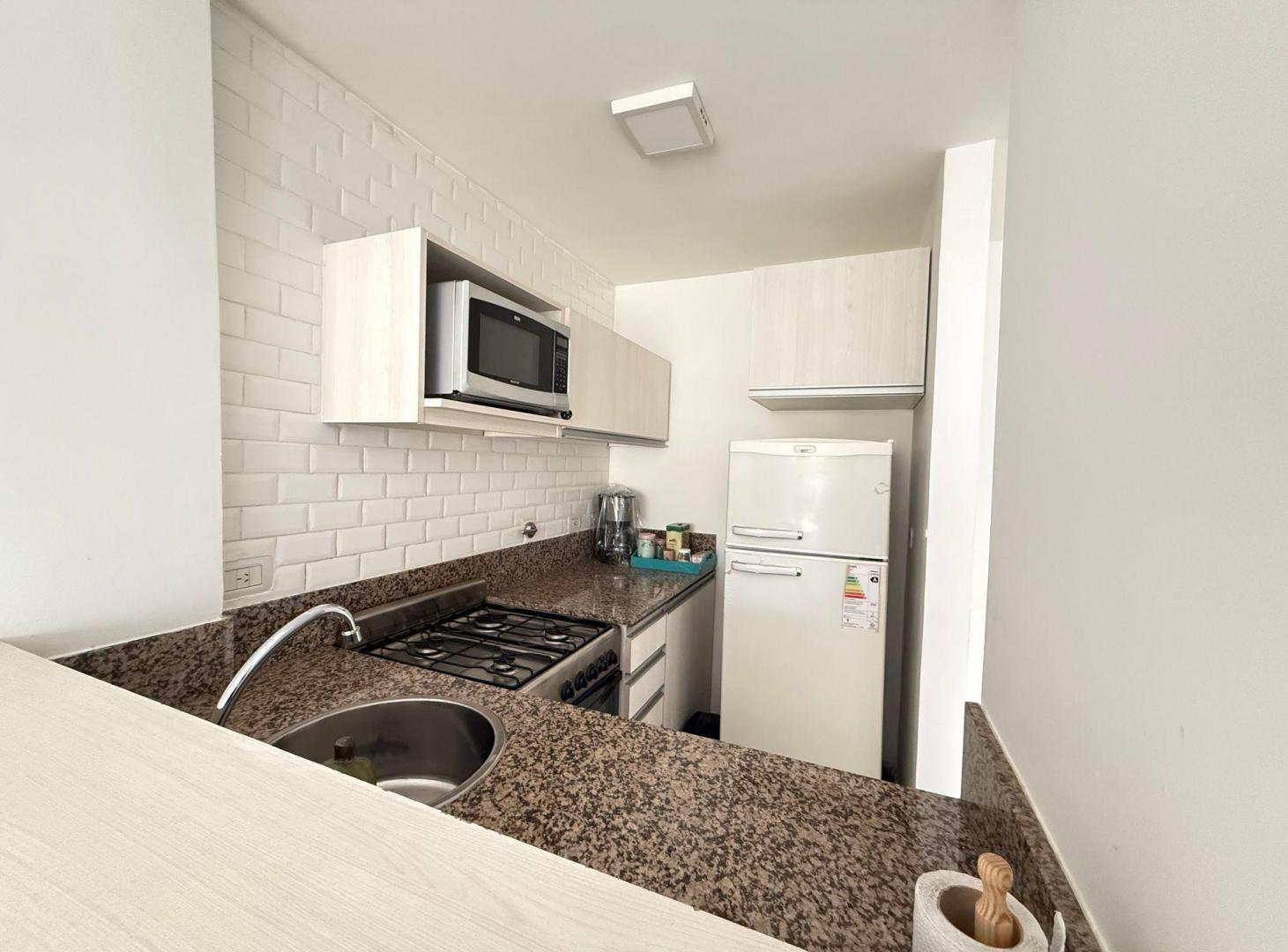 Foto de MONOAMBIENTE CON BALCÓN | APTO PROFESIONAL, imagen 1