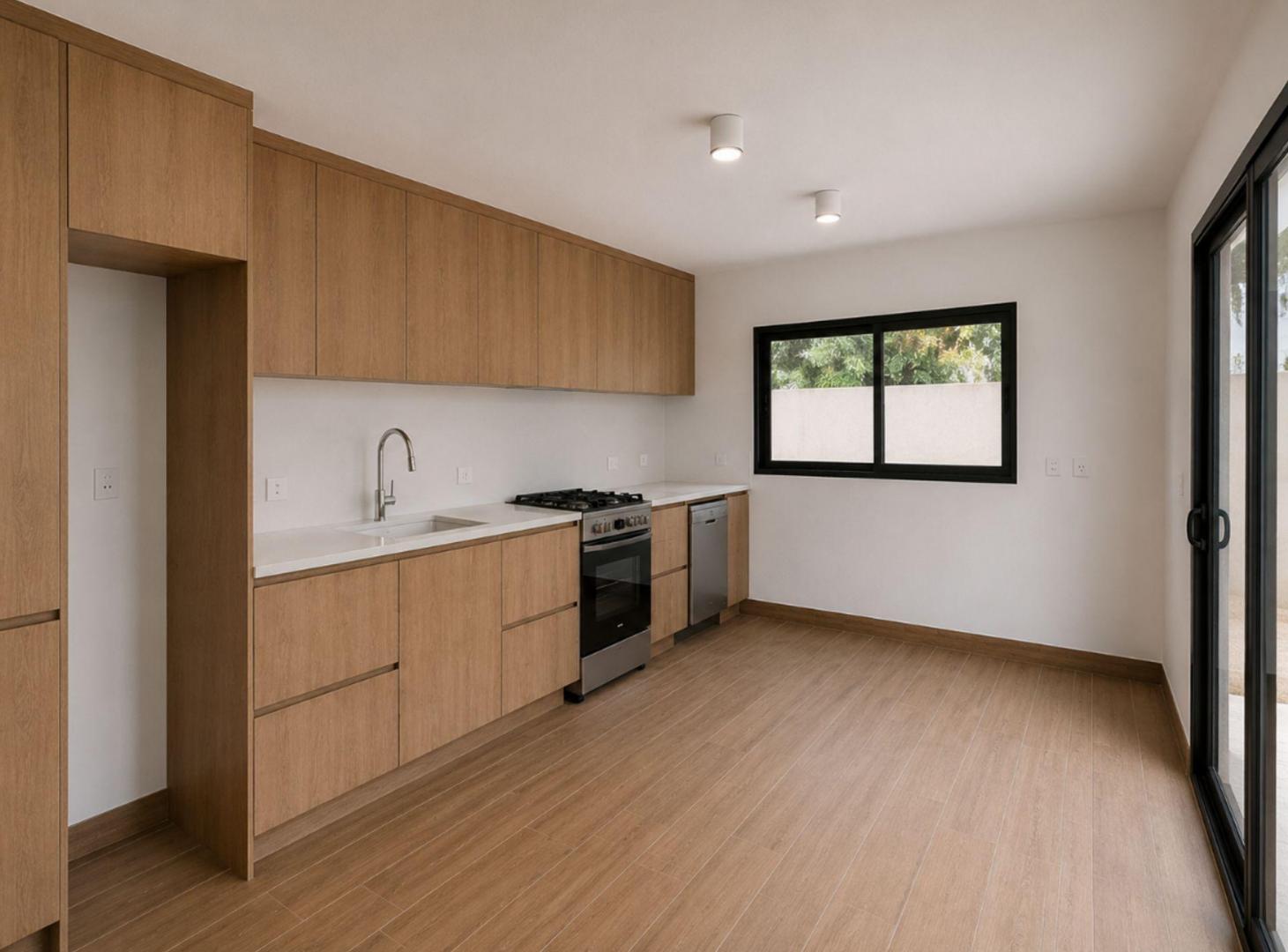 Foto de VENTA CASA 5 AMB RECICLADA MARTINEZ PILETA JARDIN, imagen 2