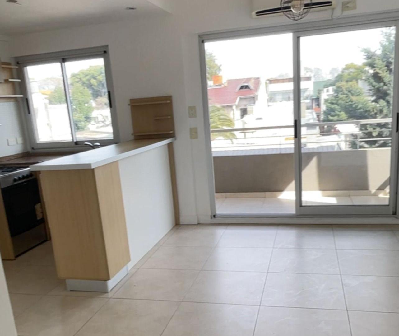 Foto de Alquiler+ Excelente 2 amb+ Cochera+ Villa Urquiza, imagen 4