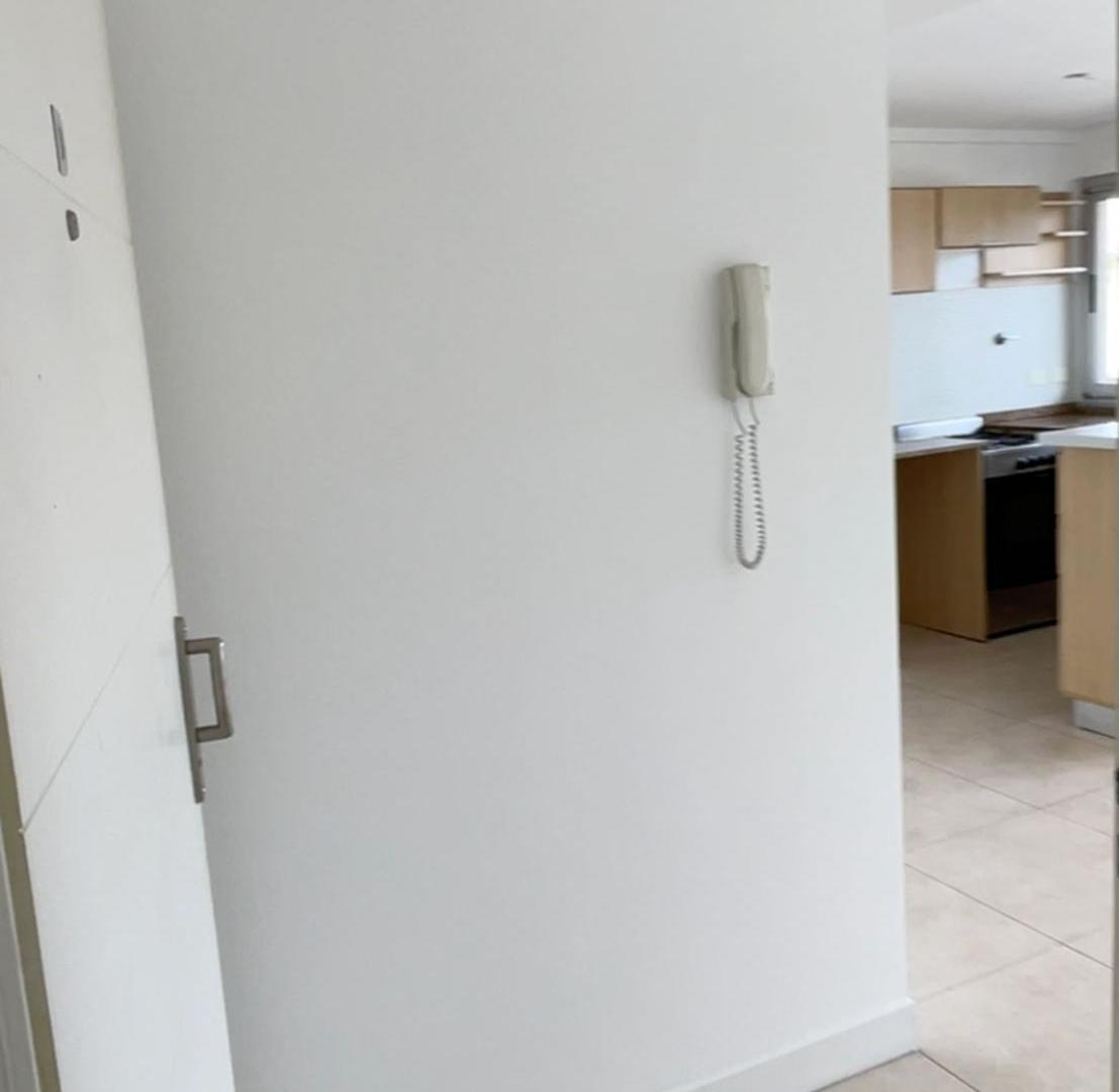 Foto de Alquiler+ Excelente 2 amb+ Cochera+ Villa Urquiza, imagen 1