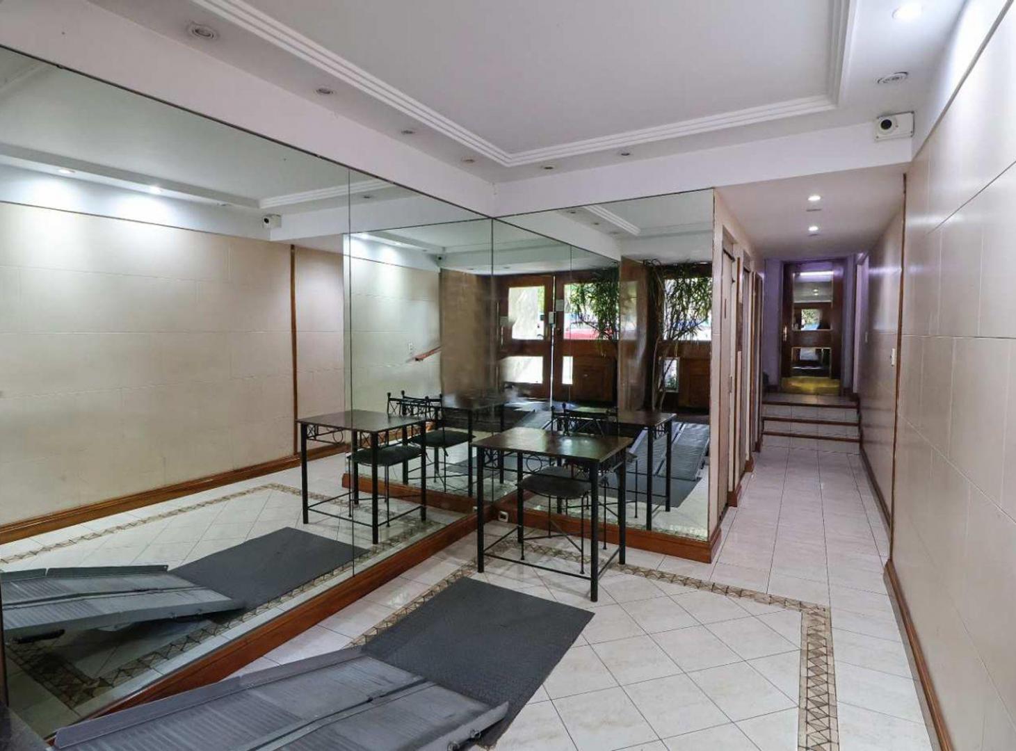 Foto de Venta Depto 4 amb Balcon Cochera Parque Chacabuco, imagen 5