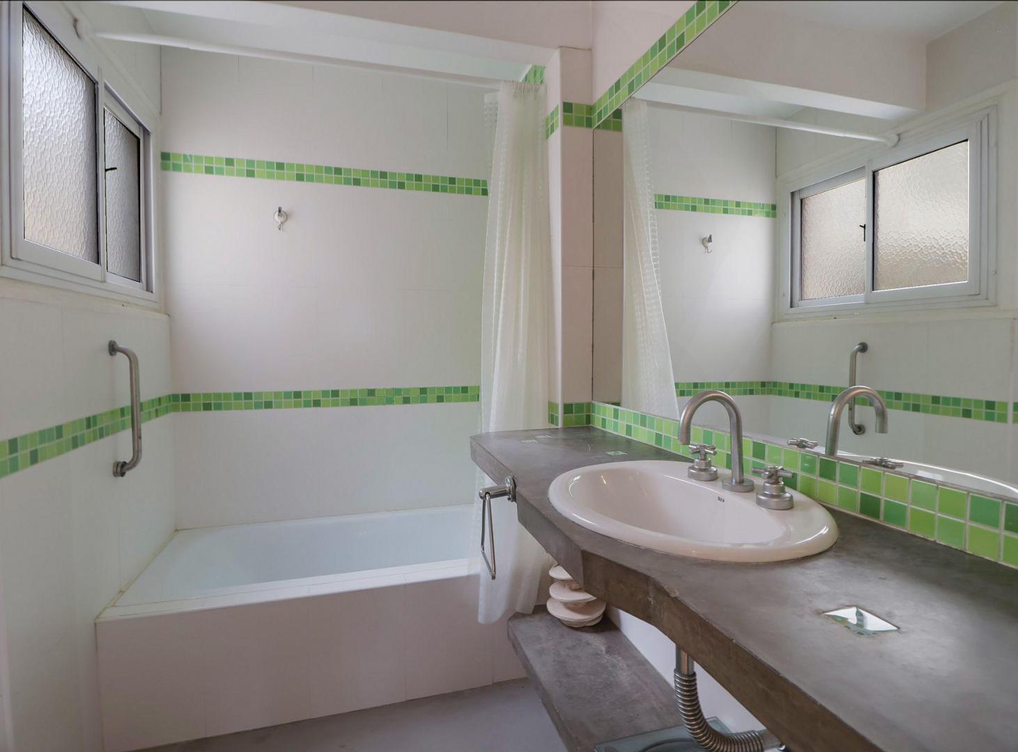Foto de Venta 4 ambientes Colegiales con Balcón Terraza, imagen 2