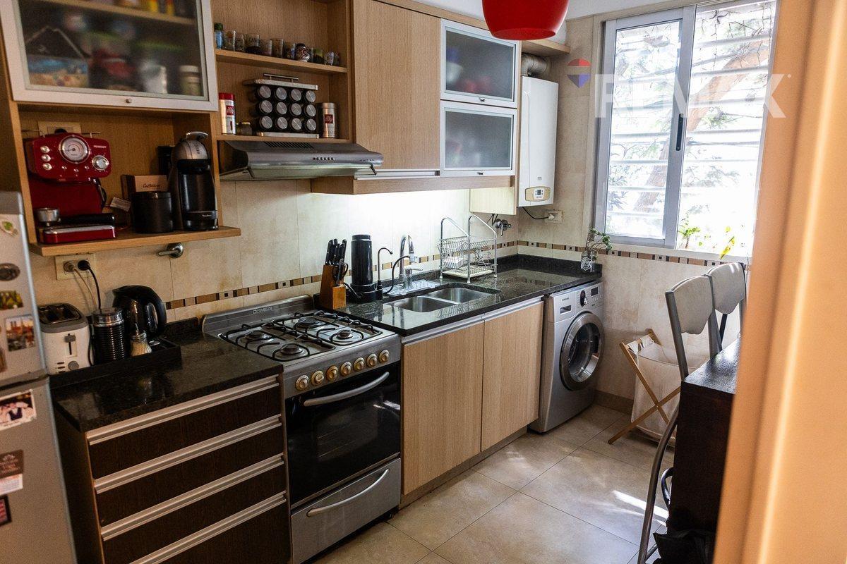 Foto de VENTA 2 AMB COCHERA Y TOILETTE - BARRIO INGLÉS, imagen 3