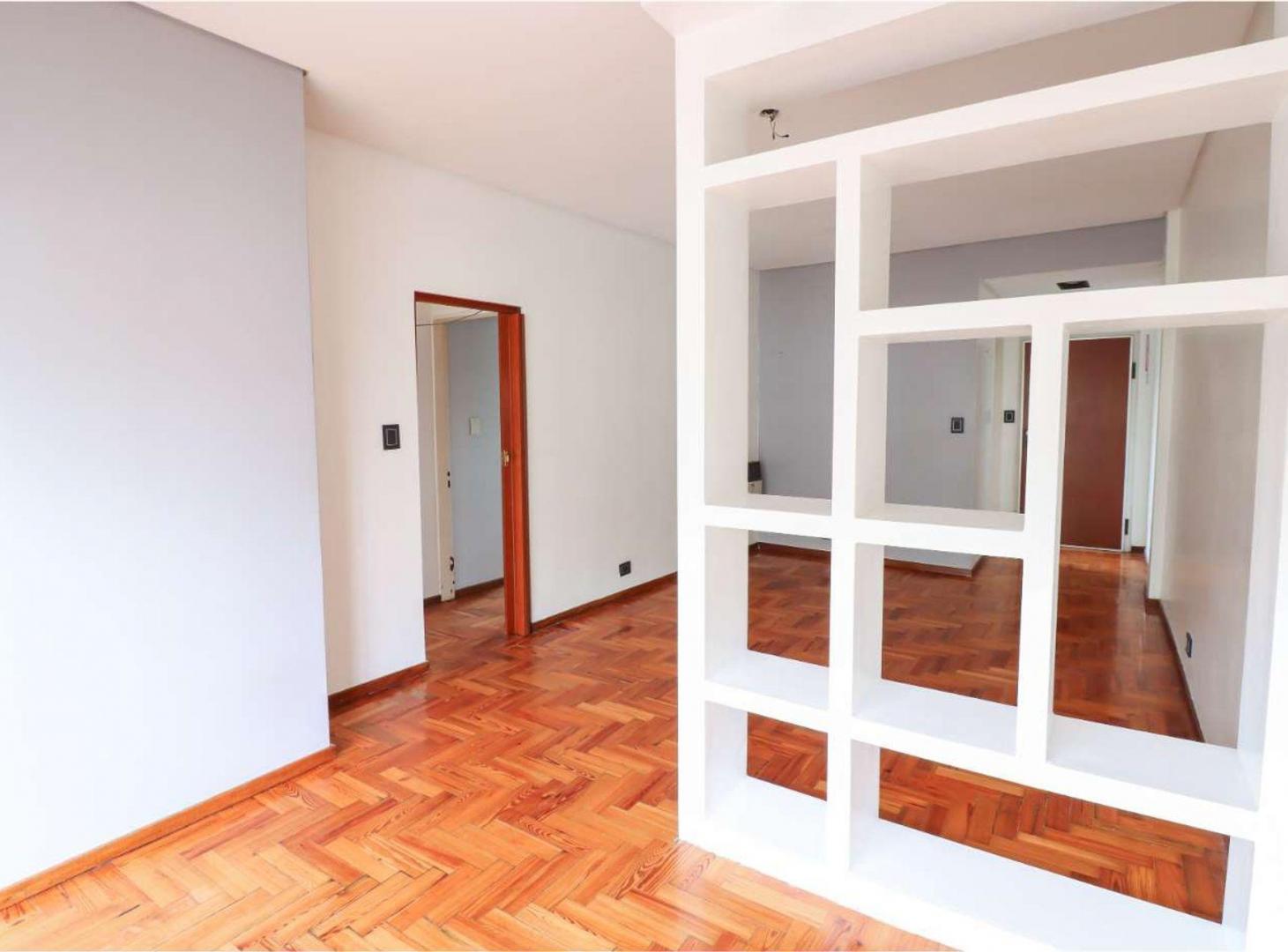Foto de DEPTO VENTA 4 AMB BALCON BALVANERA, imagen 1
