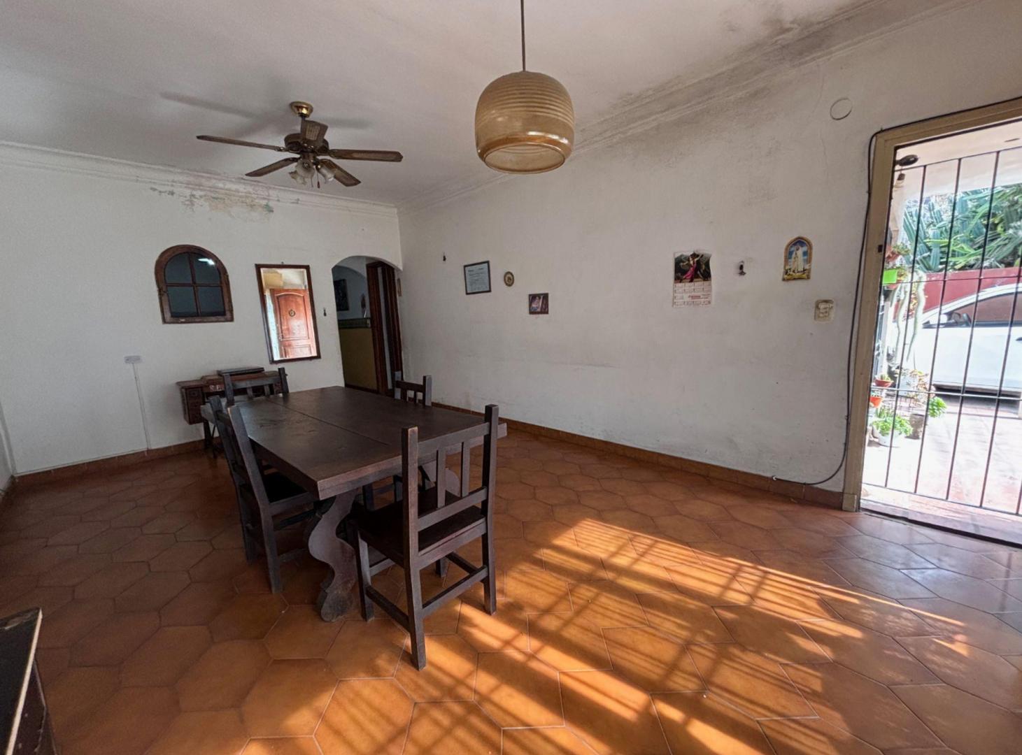 Foto de VENTA CASA BOULOGNE MULTIFAMILIAR 4 AMB COCHERA, imagen 1