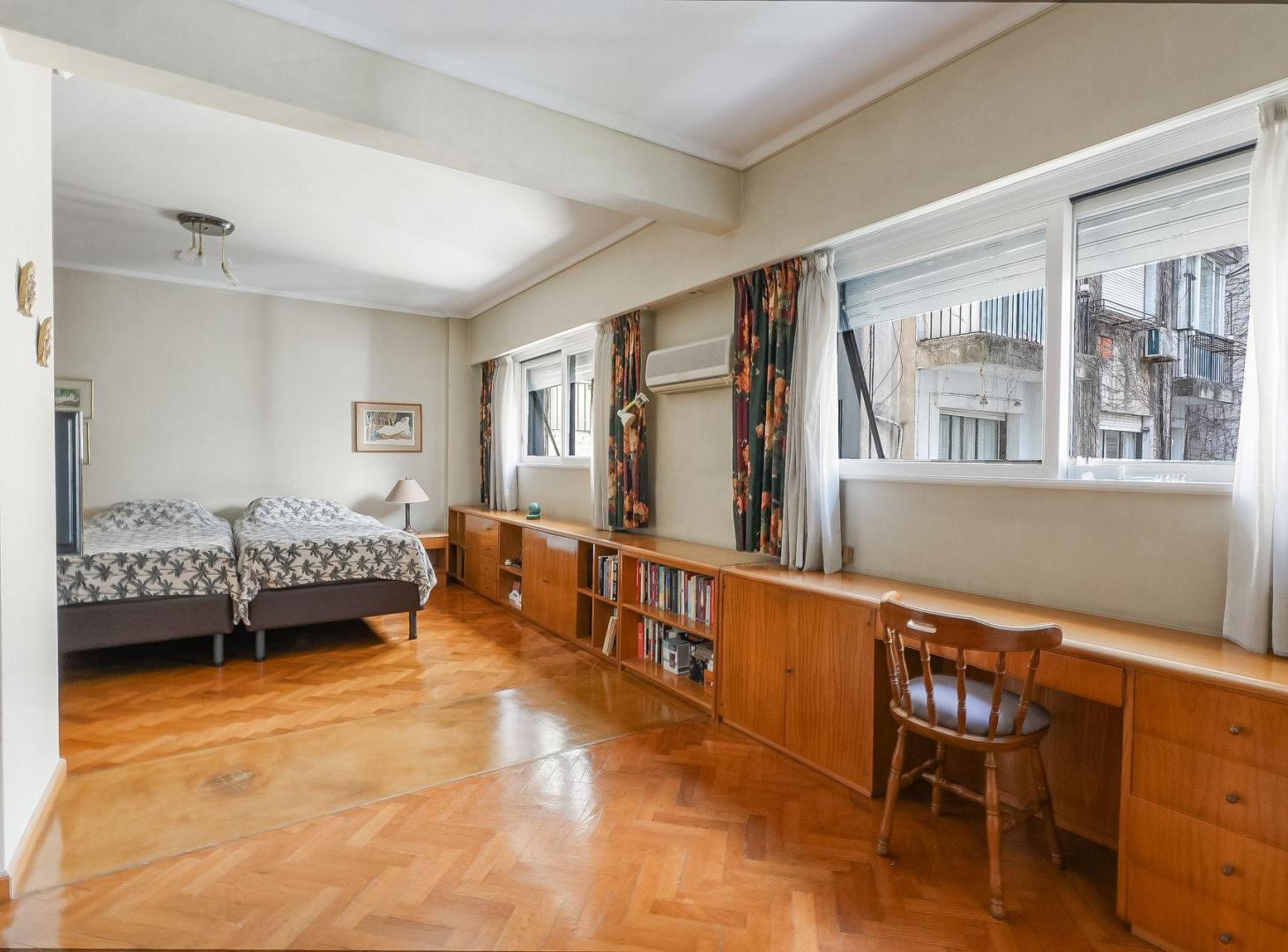 Foto de Venta Recoleta 4 ambientes con Balcón y cochera, imagen 3