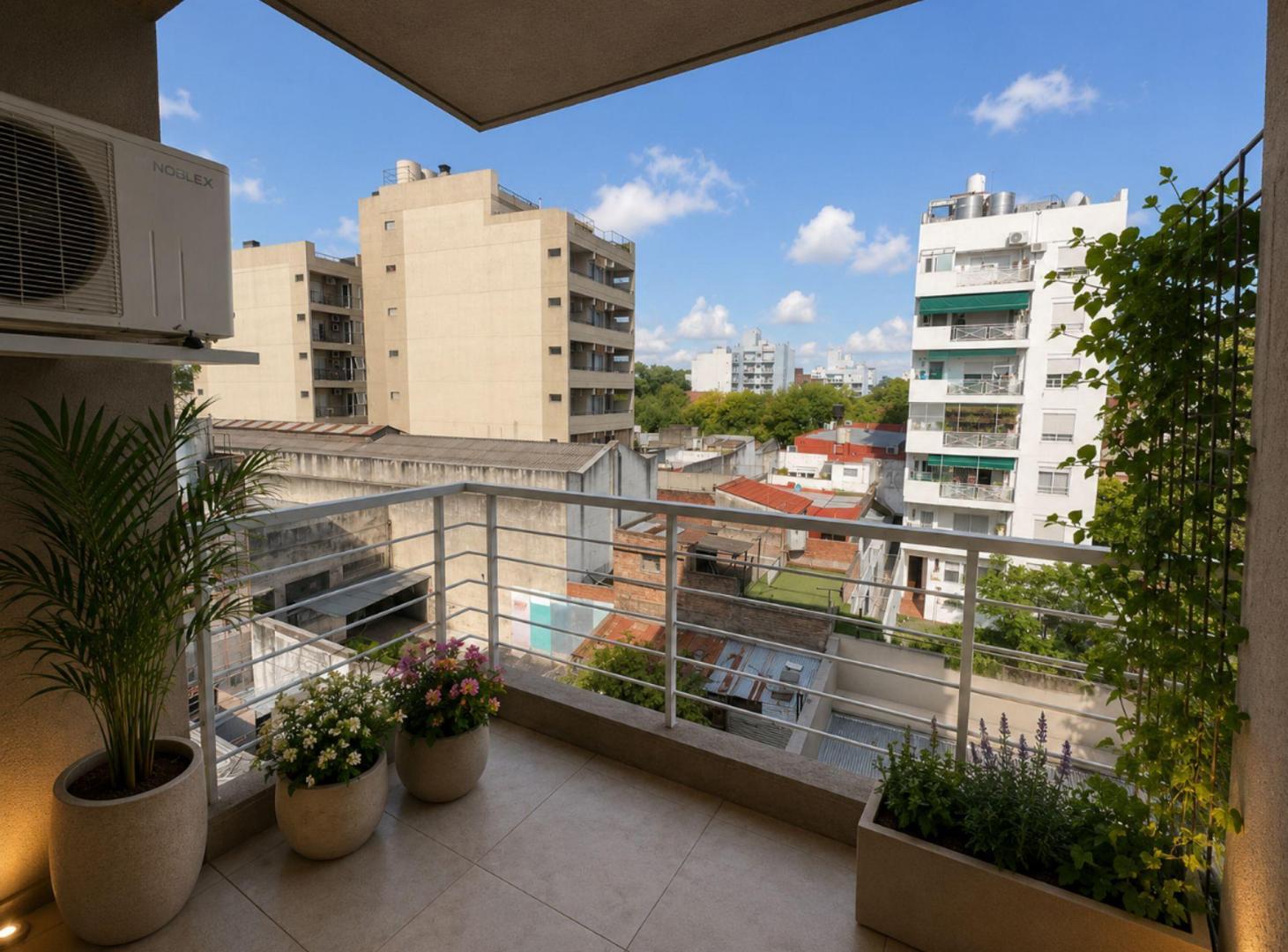 Foto de VENTA 2 AMBIENTES, BALCÓN Y COCHERA. PARQUE CHAS, imagen 3