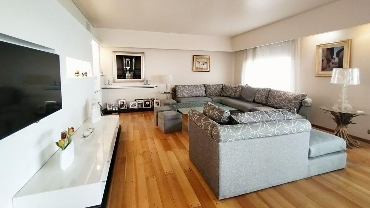 Foto de Venta 5 amb Retiro Torre Cochera doble Amenities, imagen 5