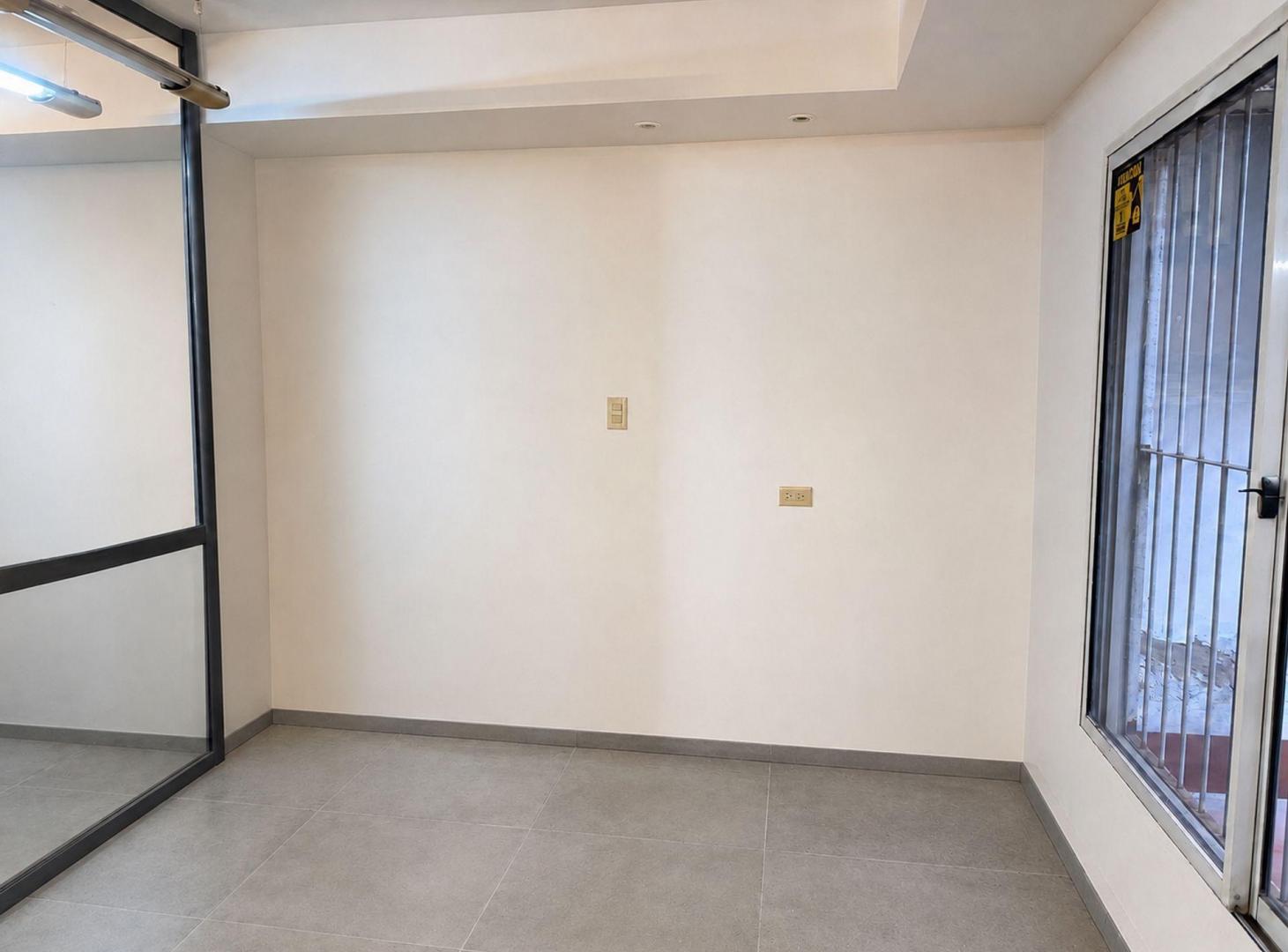 Foto de Venta monoambiente Bartolomé Mitre 1700 CABA, imagen 1